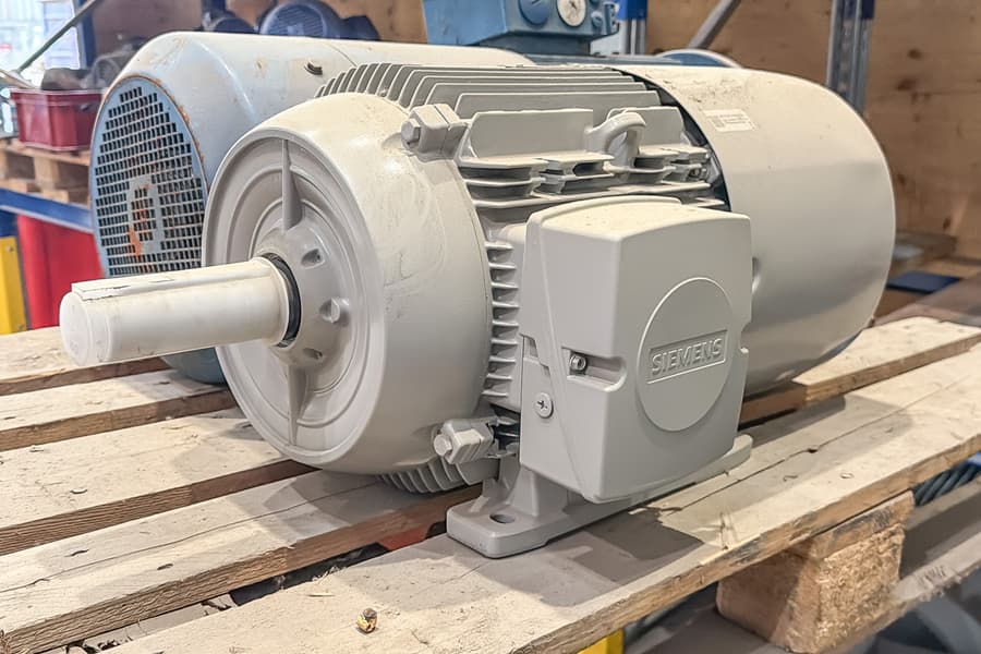 Elektromotor Siemens 1AV3164D 1LE10031DD434AA5-Z